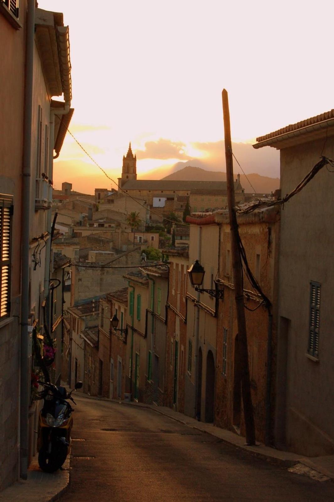 Vista De La Vila - Turismo De Interior. Llubí Extérieur photo