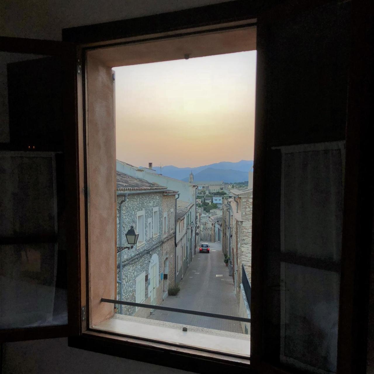 Vista De La Vila - Turismo De Interior. Llubí Extérieur photo